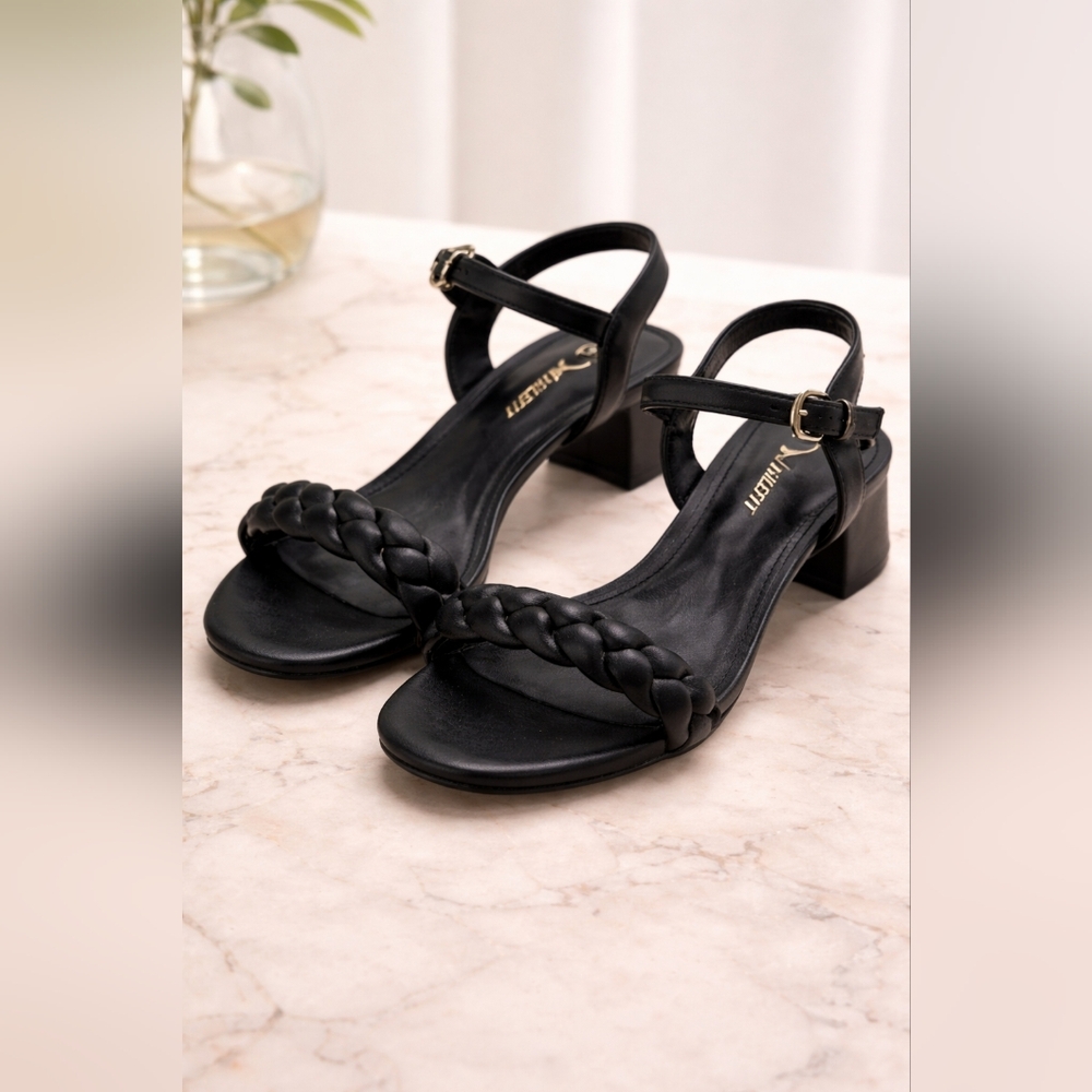 Black Braided Strap‎ Block Heel Sandals Size 7 Ankle Strap Open Toe